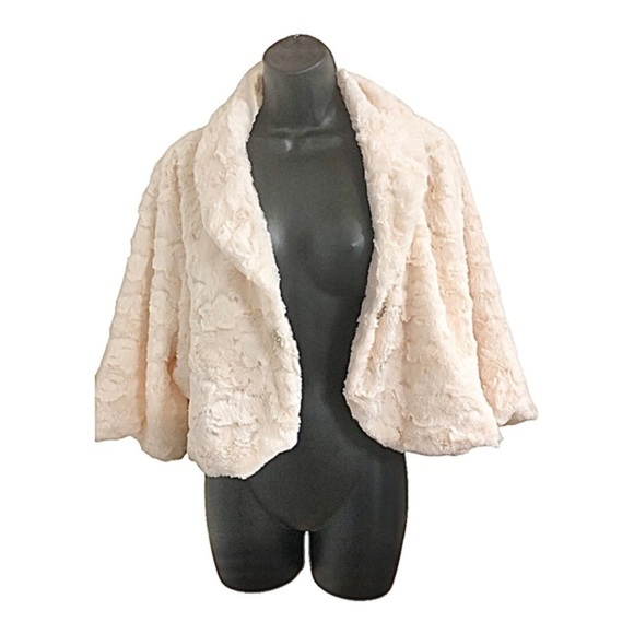 Cream Ivory faux fur capelet bolero jacket new size 2X new - Picture 5 of 16
